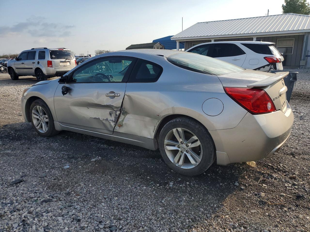 2010 NISSAN ALTIMA