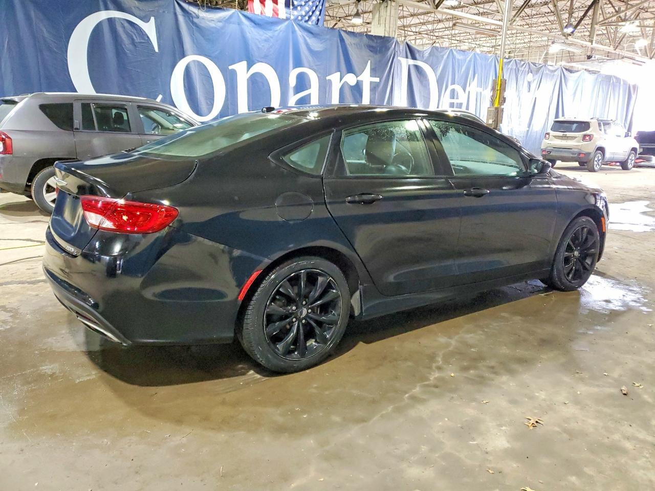 2015 CHRYSLER 200