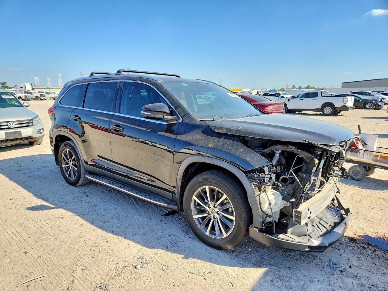 2019 TOYOTA HIGHLANDER