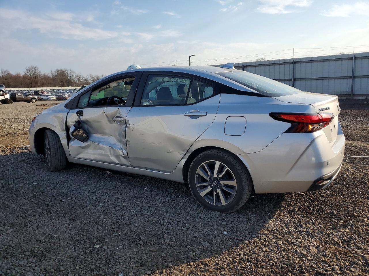 2023 NISSAN VERSA