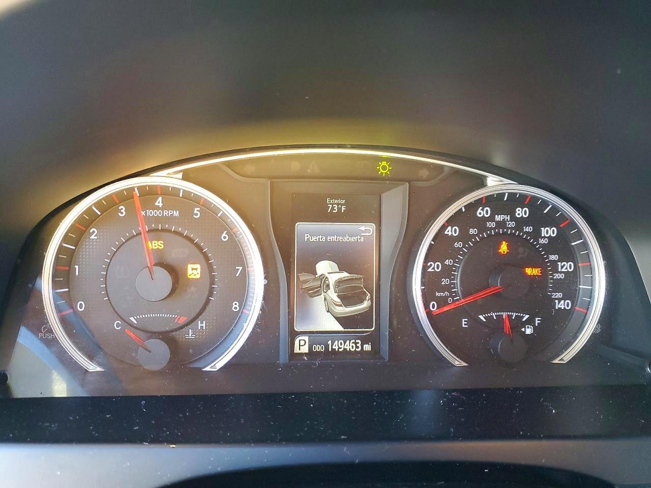 2016 TOYOTA CAMRY