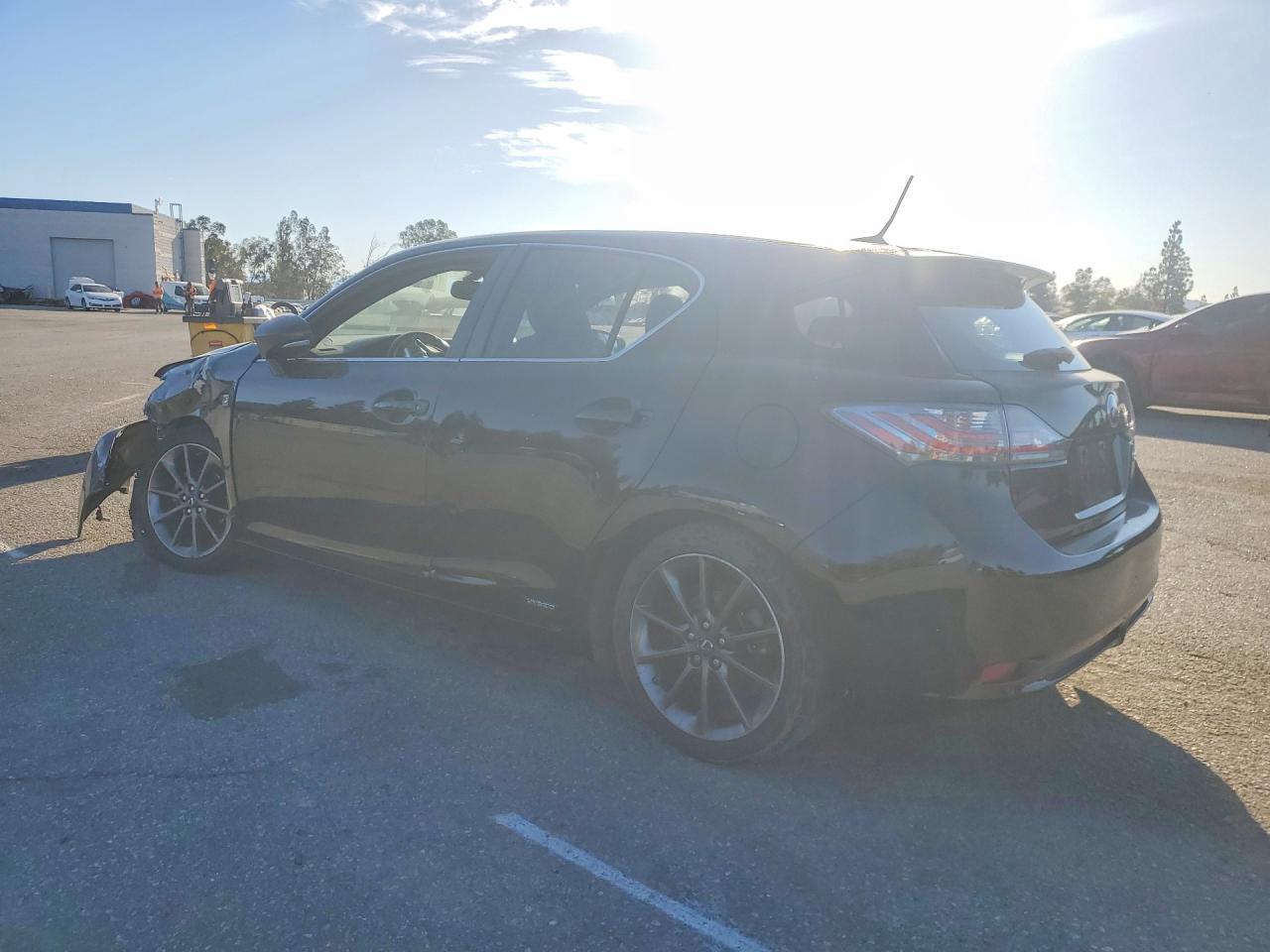 2013 LEXUS CT 200H