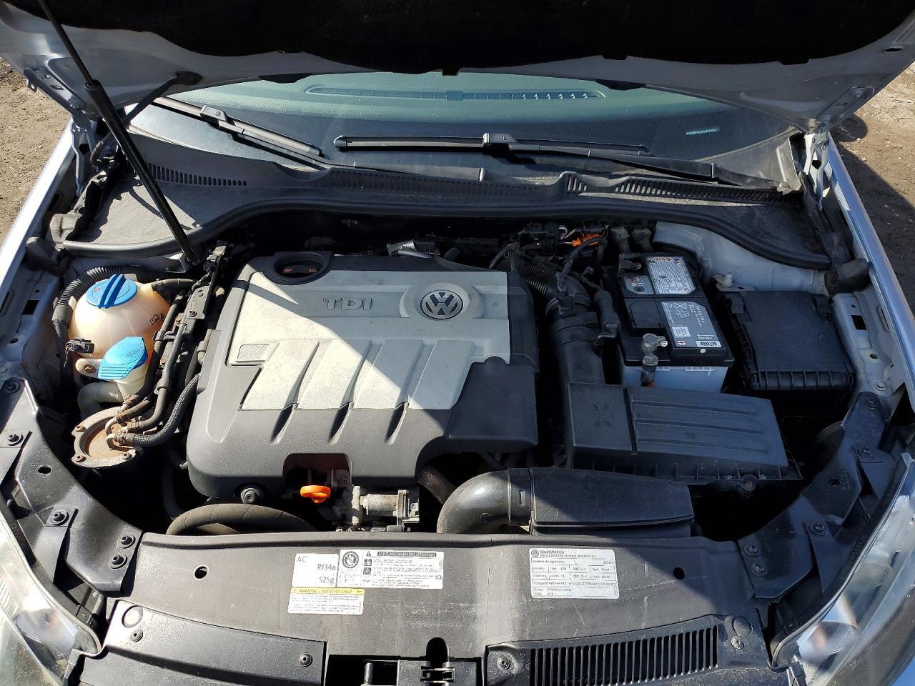 2012 VOLKSWAGEN GOLF