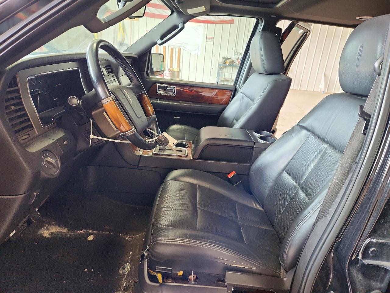 2013 LINCOLN Navigator
