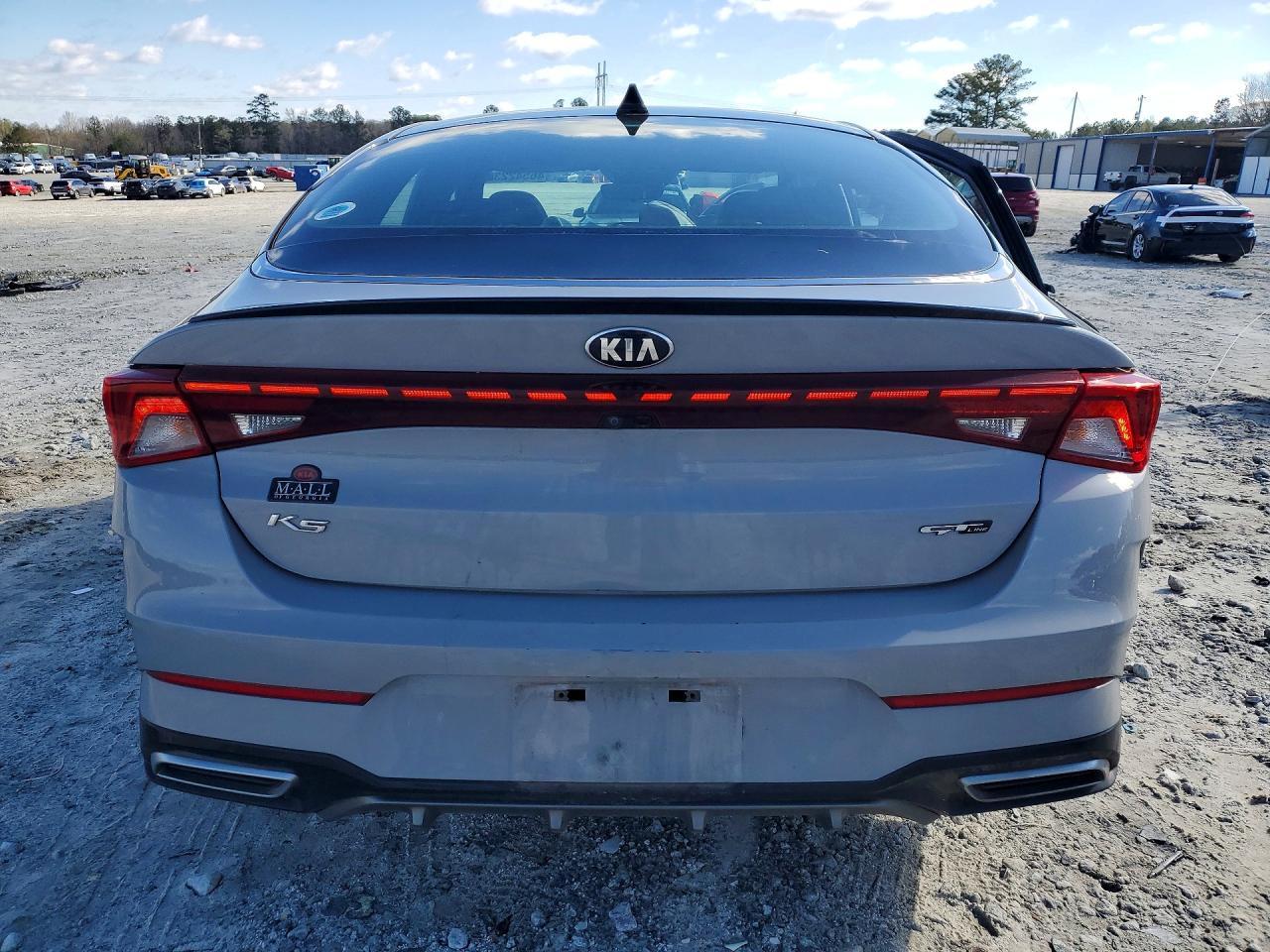 2021 KIA K5