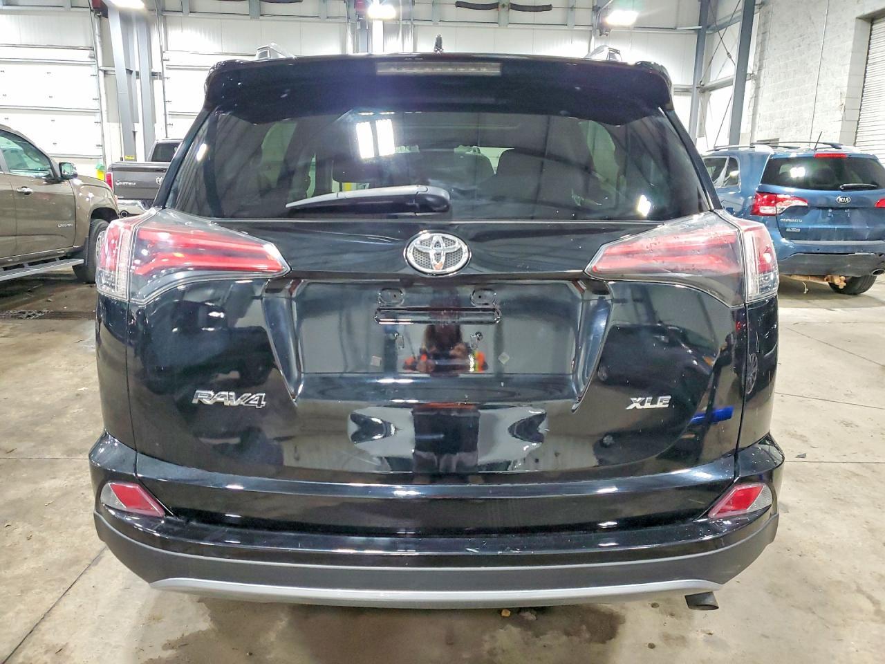 2017 TOYOTA RAV4