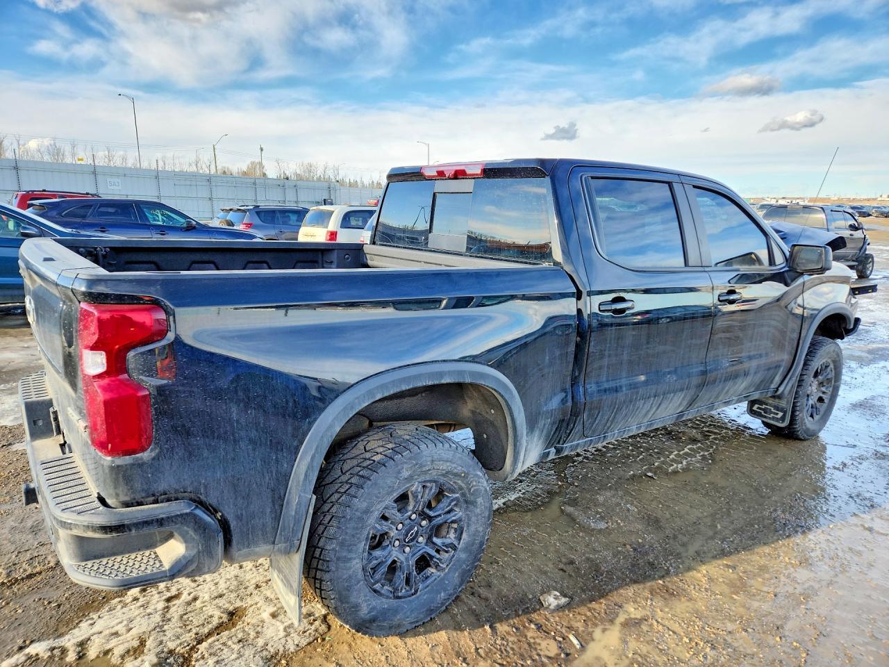 2023 CHEVROLET Silverado