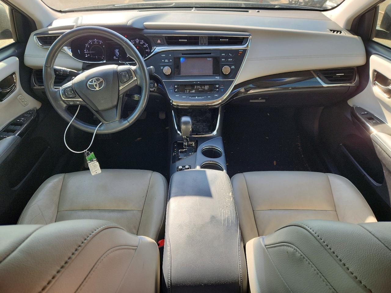 2013 TOYOTA Avalon
