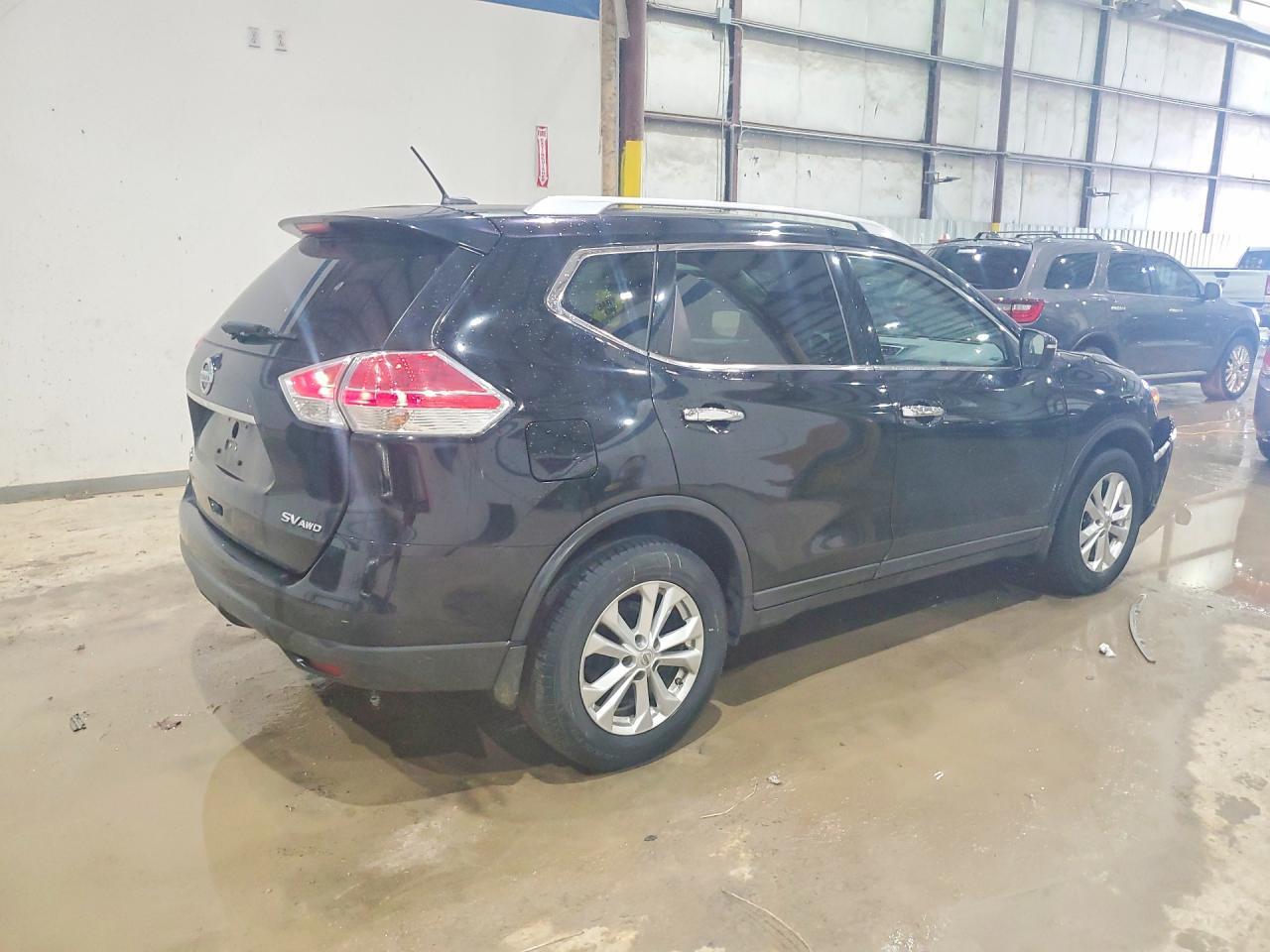 2015 NISSAN ROGUE