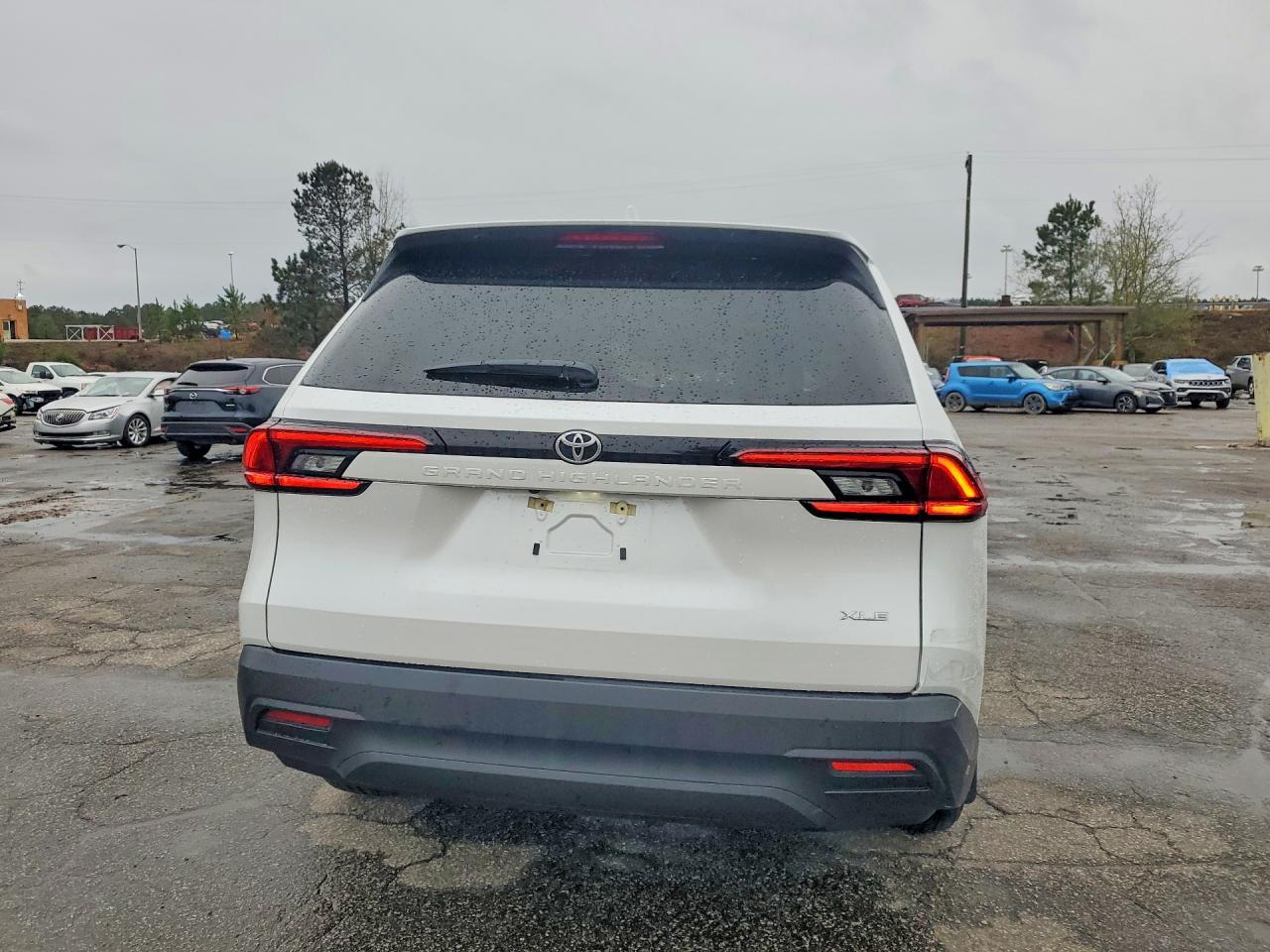 2025 TOYOTA HIGHLANDER