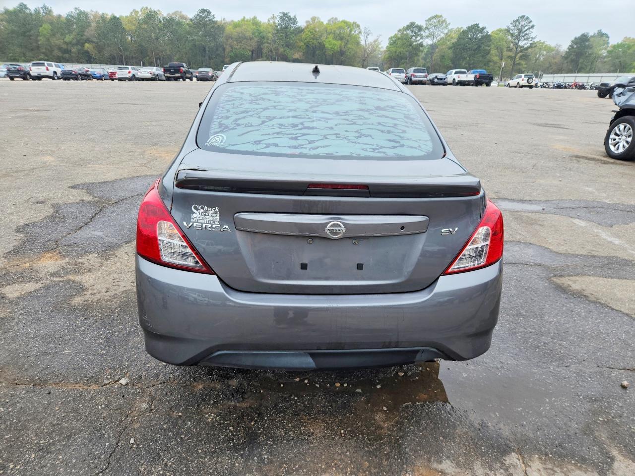 2018 NISSAN VERSA