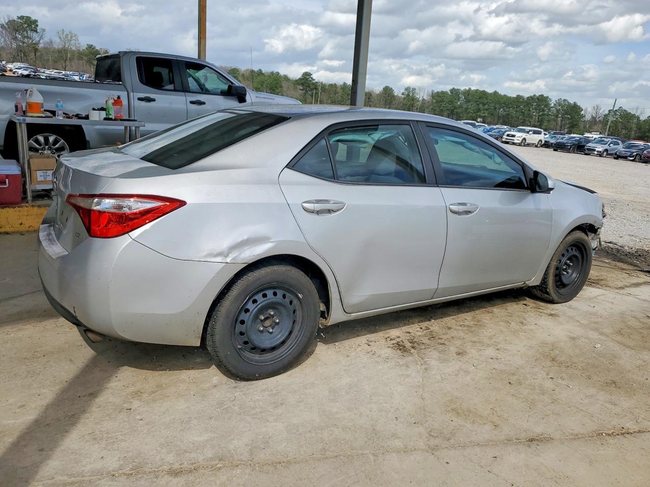 2015 TOYOTA COROLLA