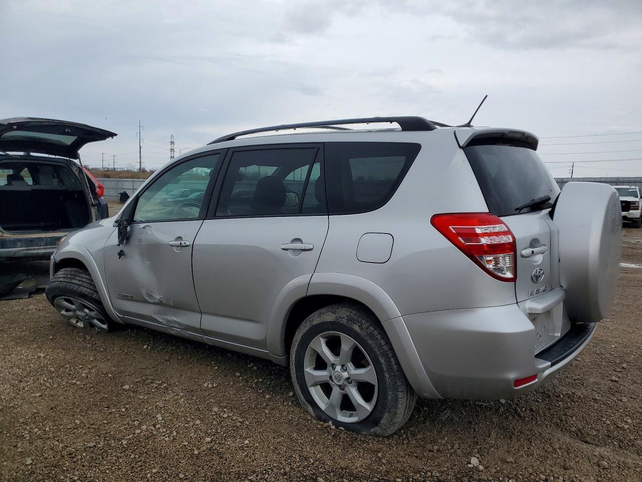 2011 TOYOTA RAV4