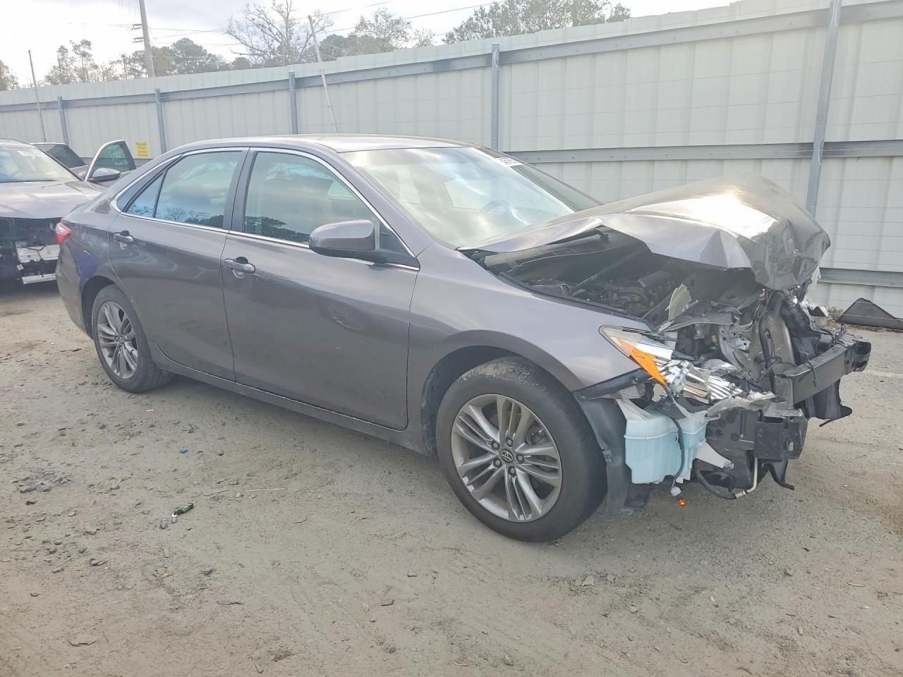2017 TOYOTA CAMRY