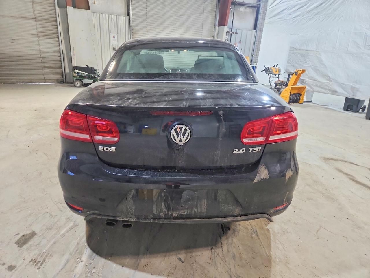 2013 VOLKSWAGEN EOS