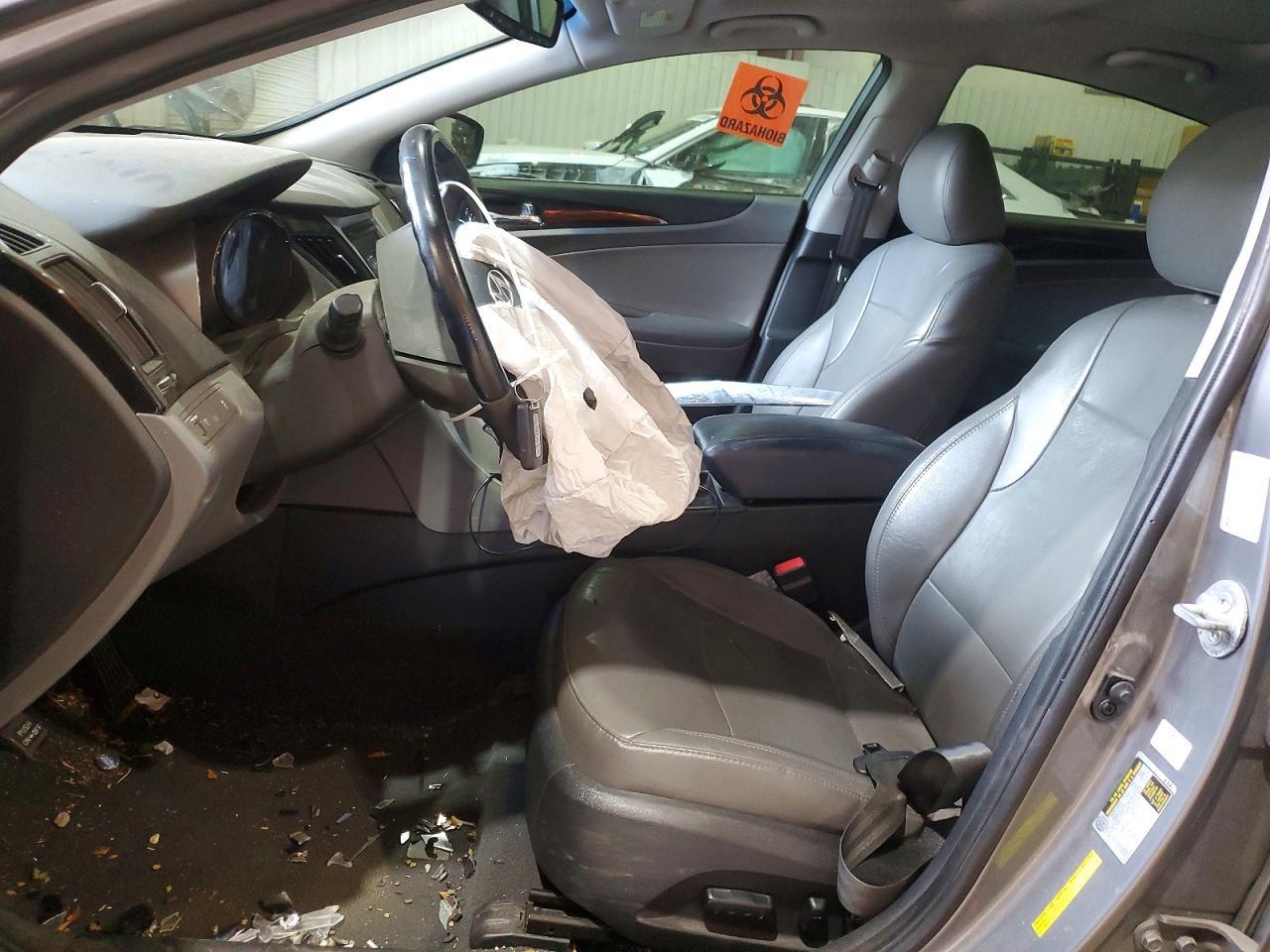 2013 HYUNDAI SONATA