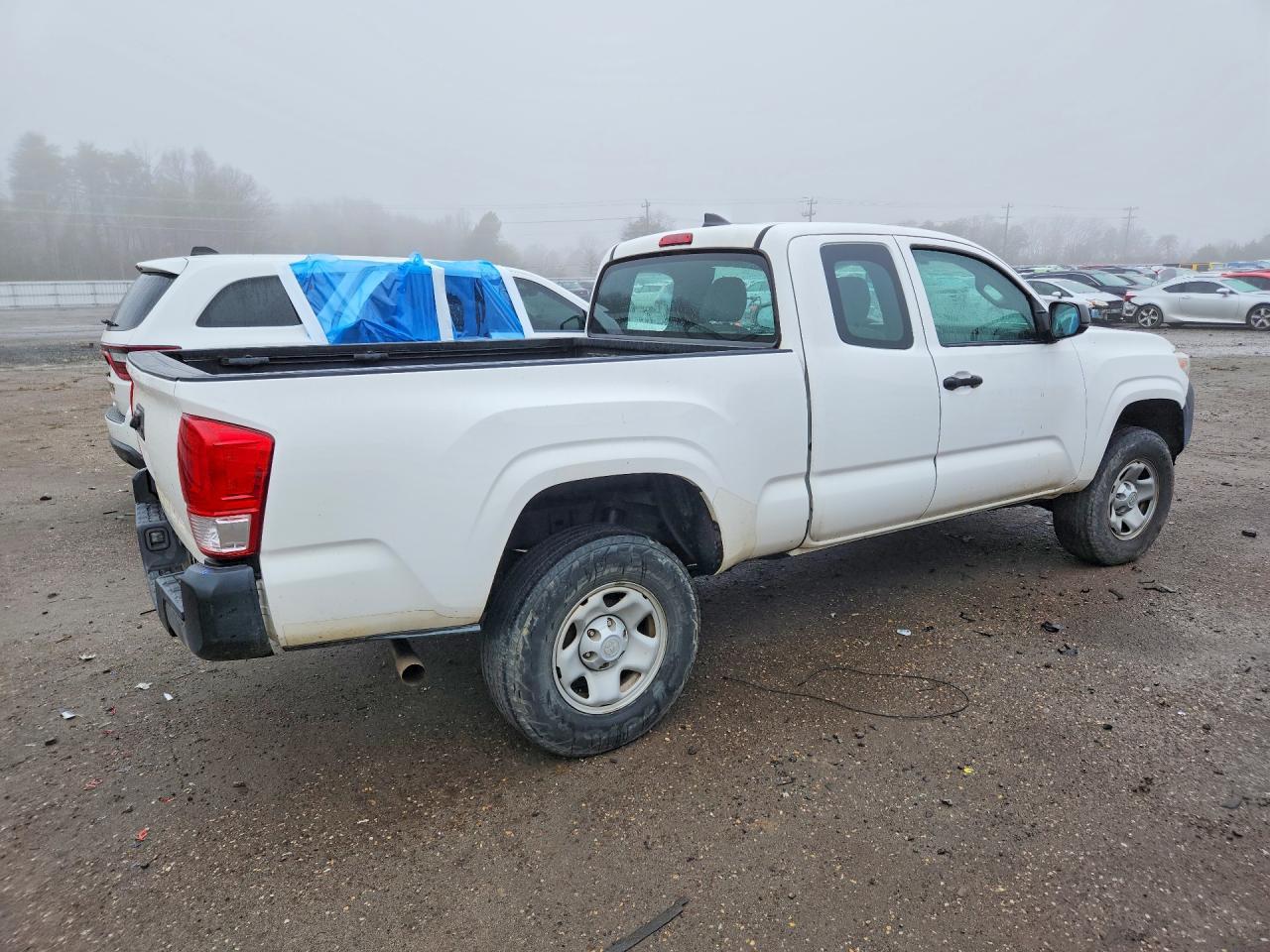 2016 TOYOTA TACOMA