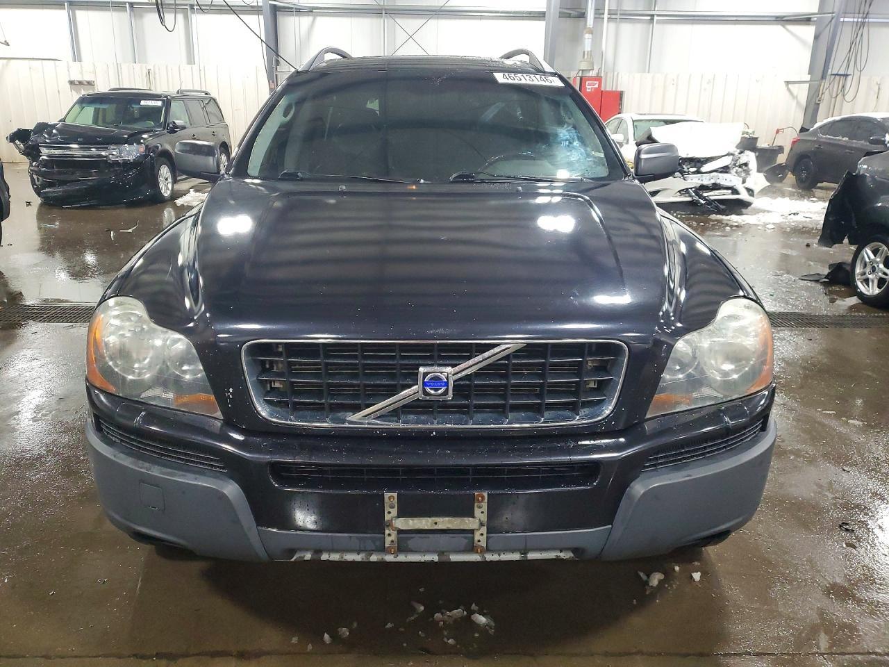 2004 VOLVO XC90