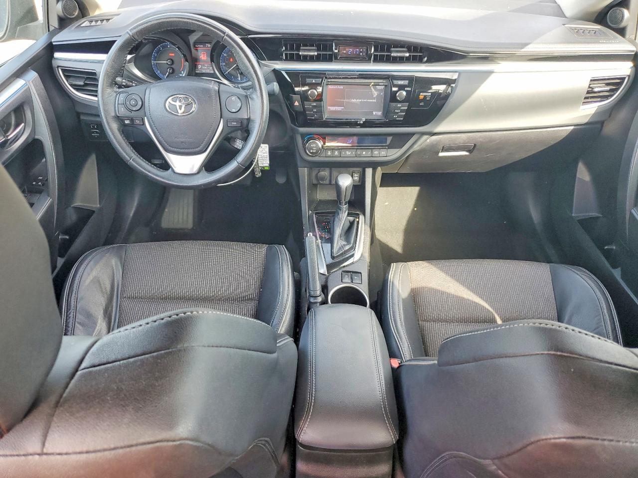 2016 TOYOTA COROLLA