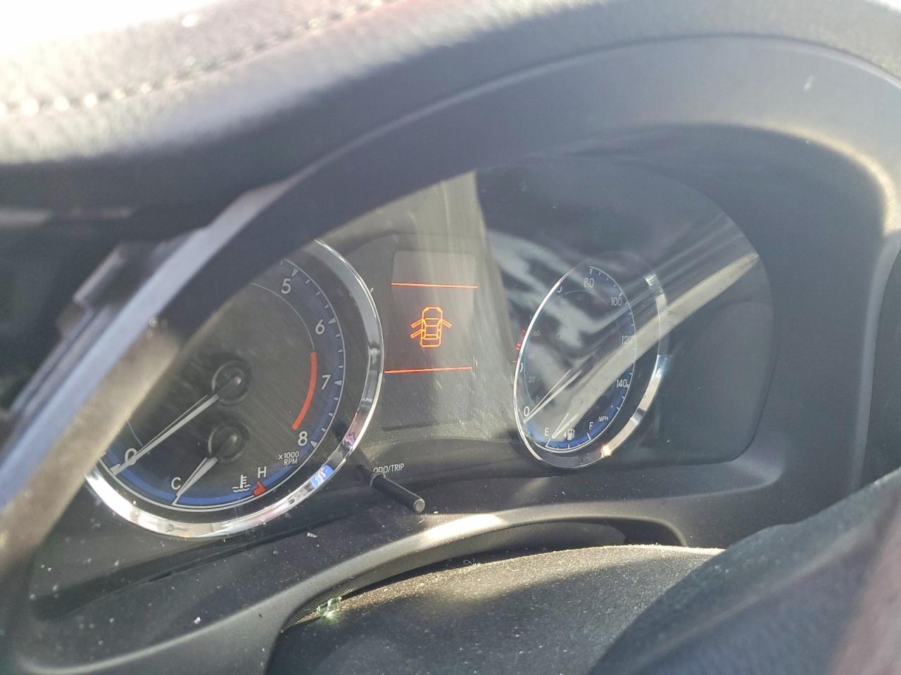 2019 TOYOTA COROLLA