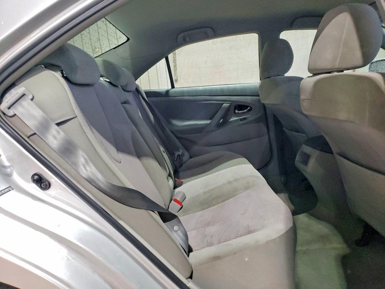 2010 TOYOTA CAMRY