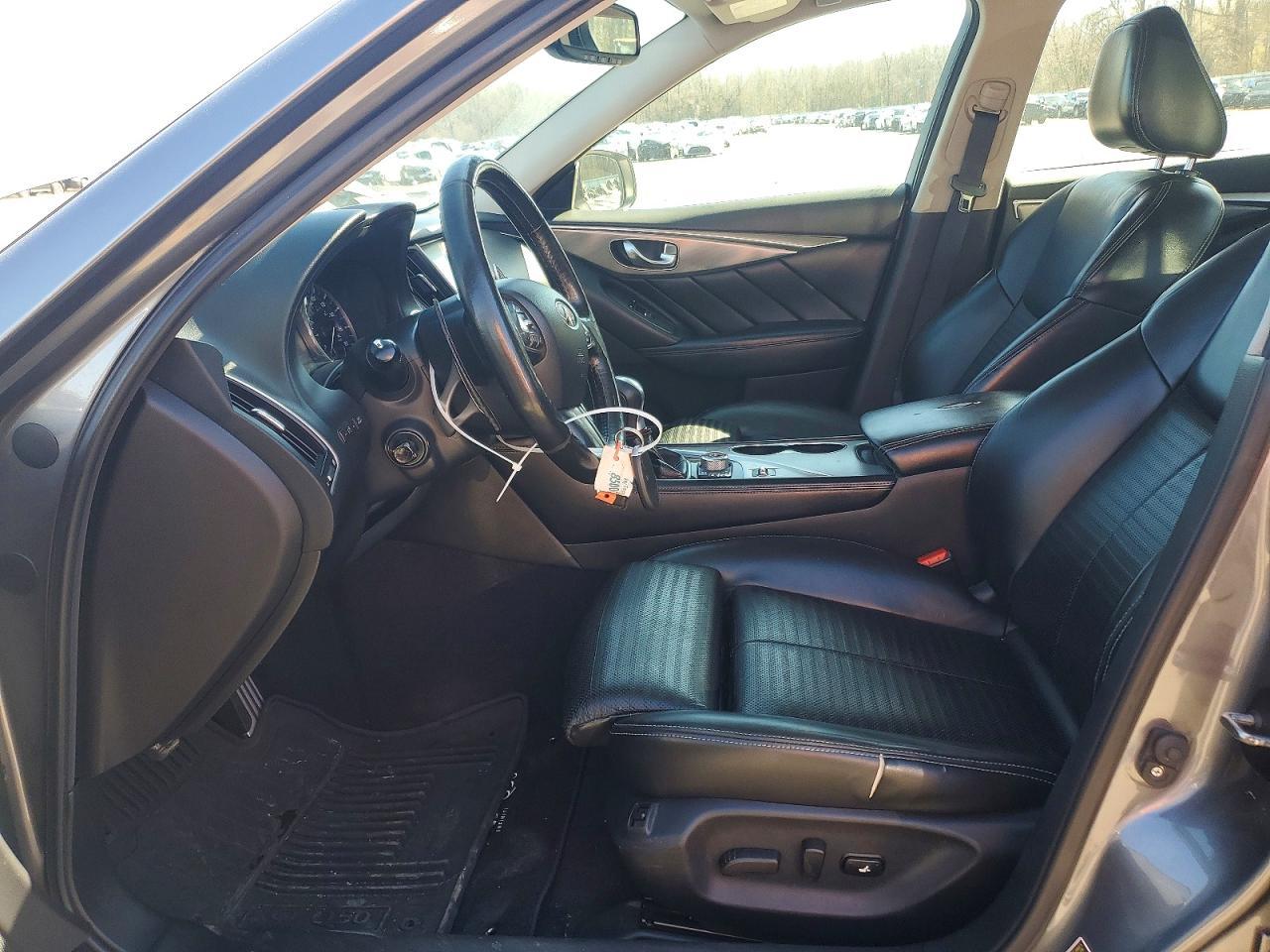 2016 INFINITI Q50