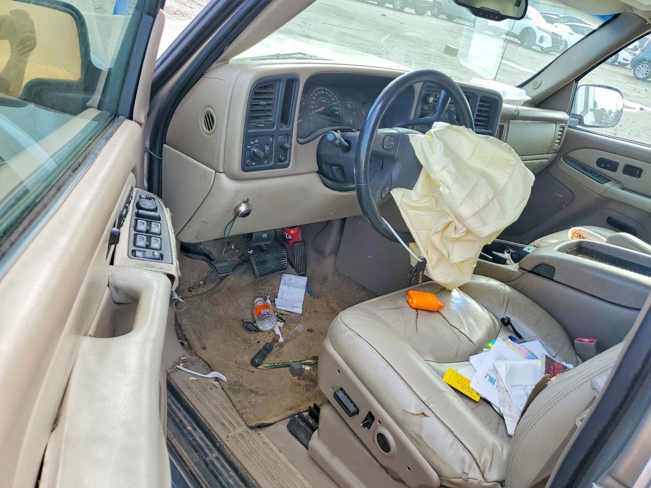 2003 CHEVROLET Tahoe
