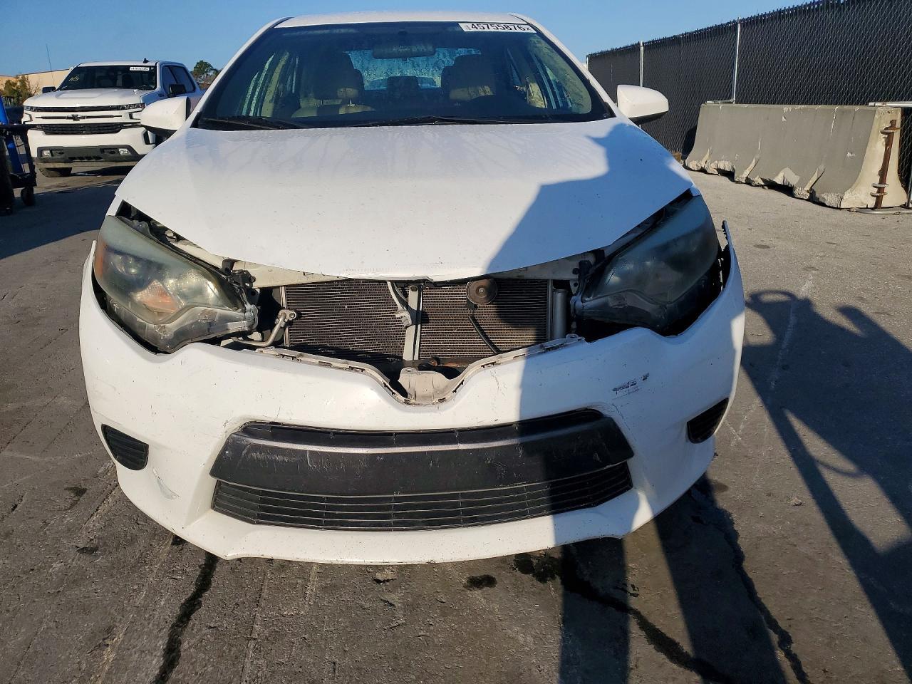 2015 TOYOTA COROLLA