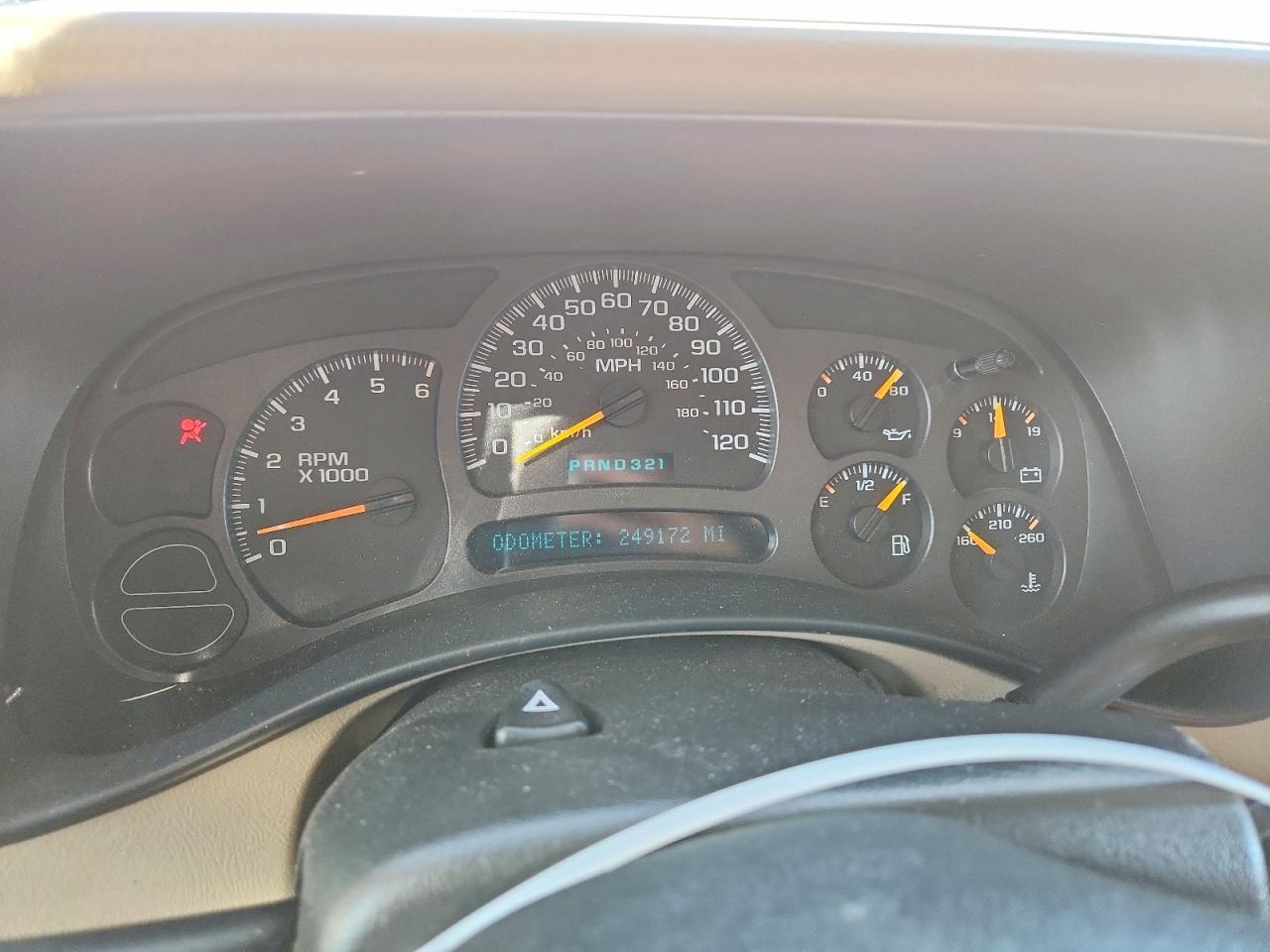 2004 CHEVROLET Suburban