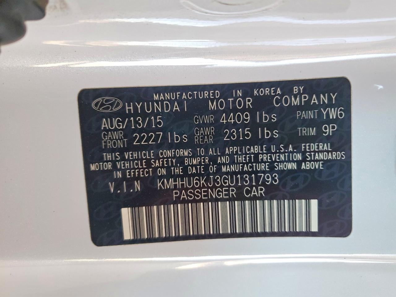2016 HYUNDAI GENESIS