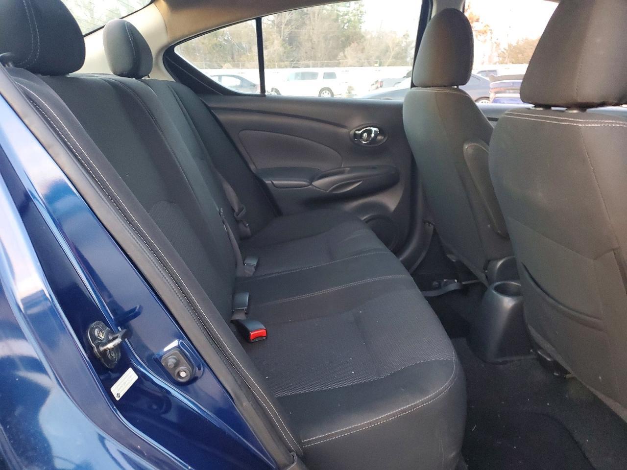 2018 NISSAN VERSA