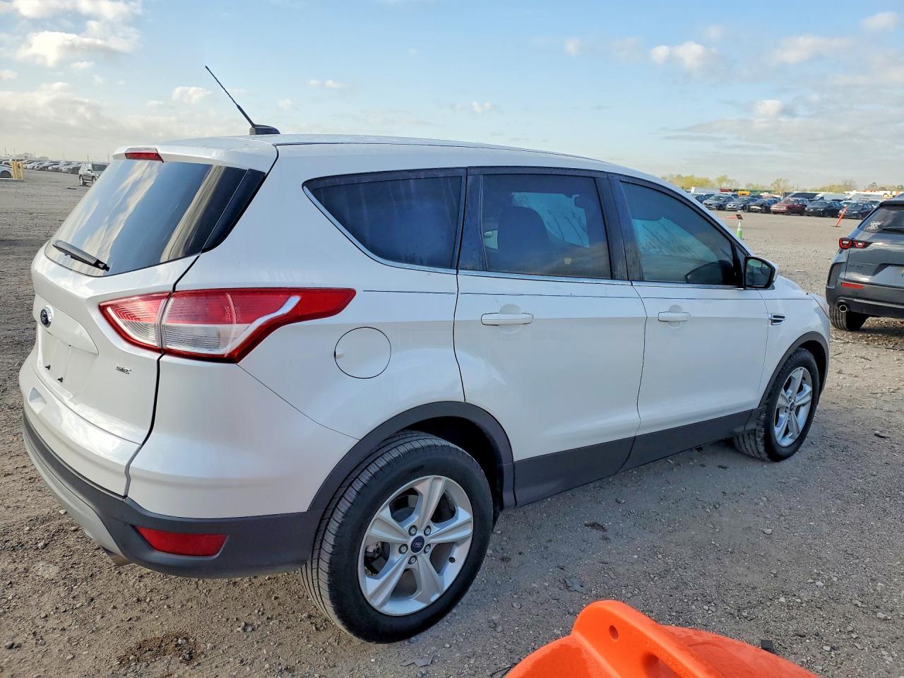 2016 FORD ESCAPE