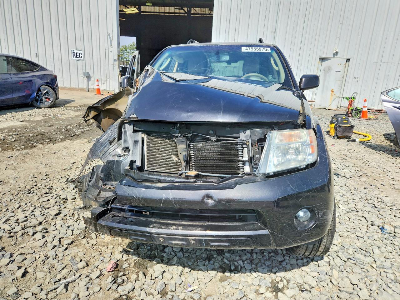 2012 NISSAN PATHFINDER