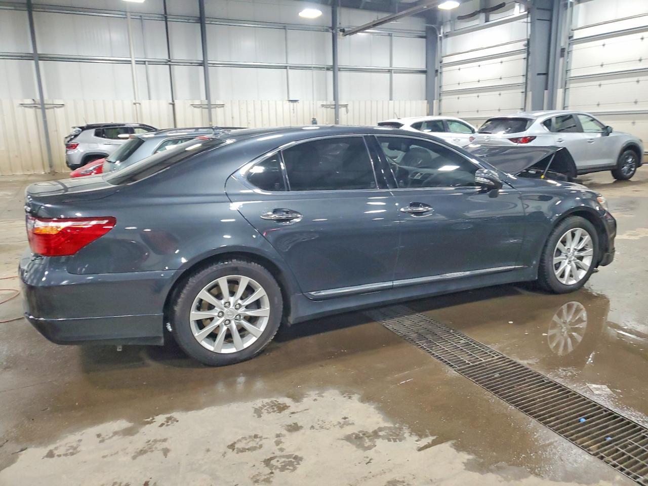 2011 LEXUS LS 460
