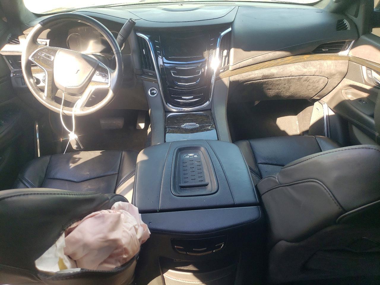 2016 CADILLAC ESCALADE