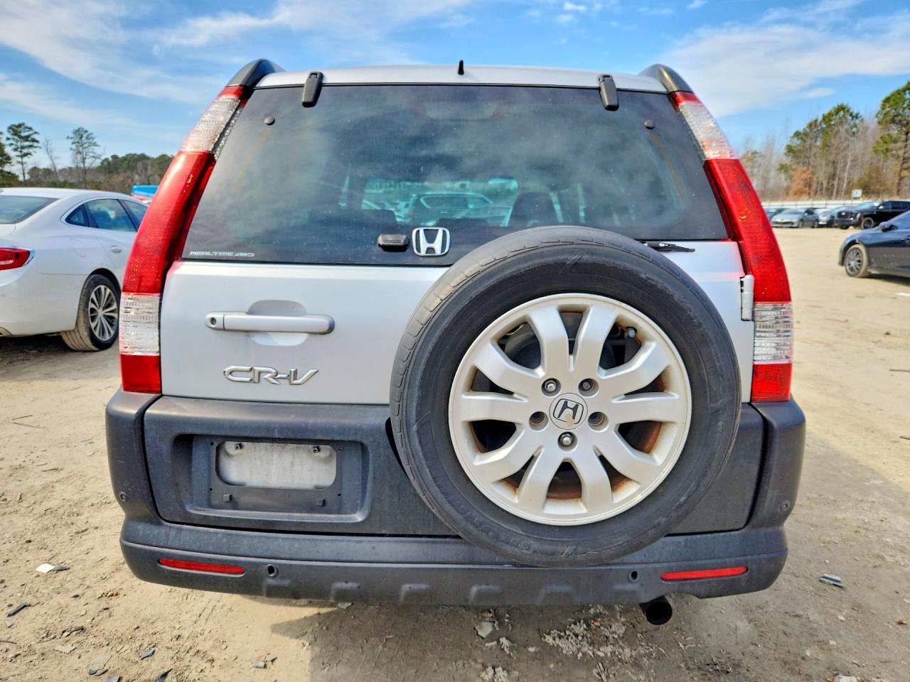 2005 HONDA CR-V
