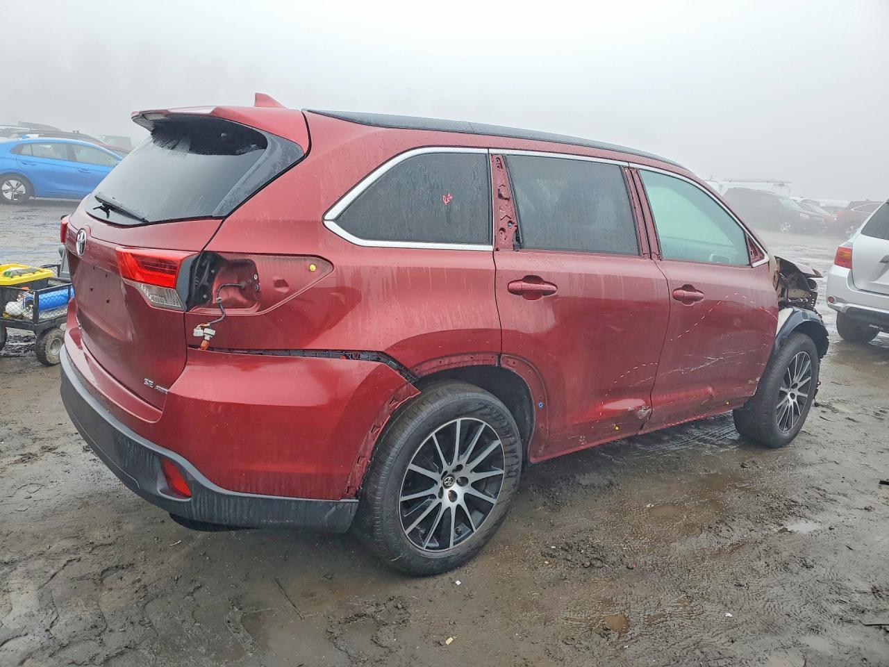 2017 TOYOTA HIGHLANDER
