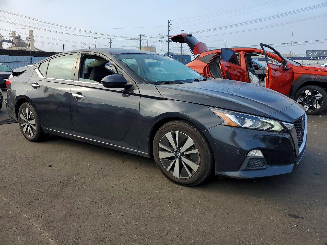 2022 NISSAN ALTIMA