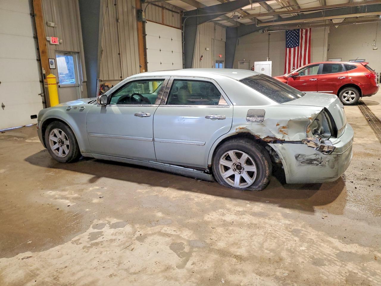 2005 CHRYSLER 300