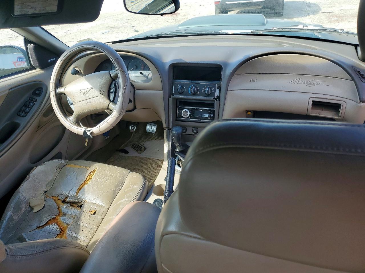 2002 FORD MUSTANG
