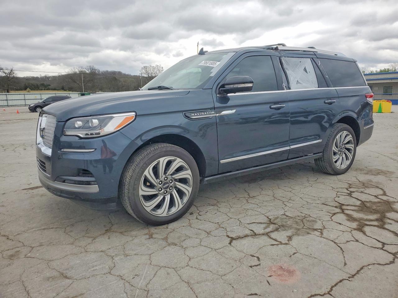 2024 LINCOLN Navigator
