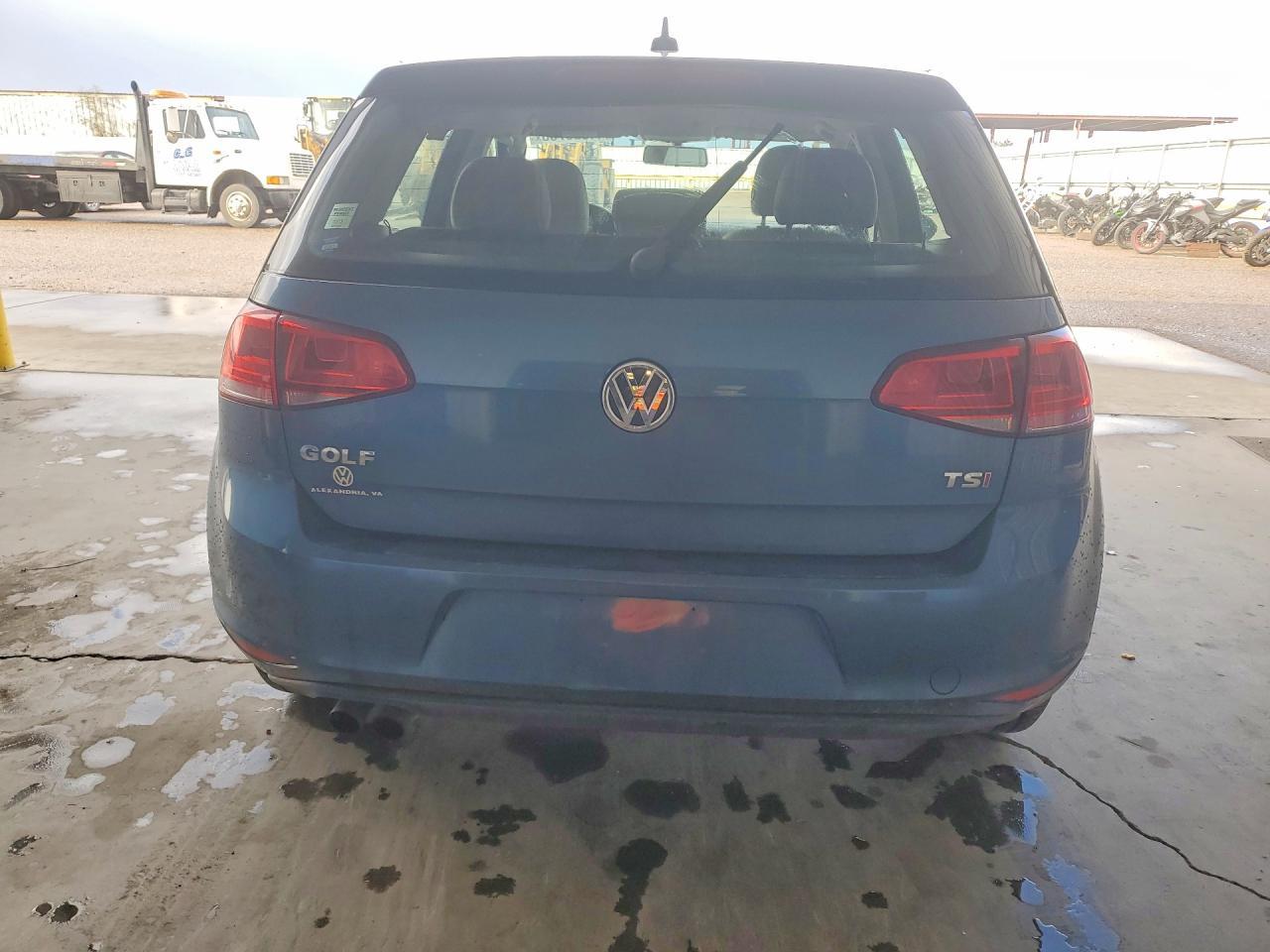 2017 VOLKSWAGEN GOLF