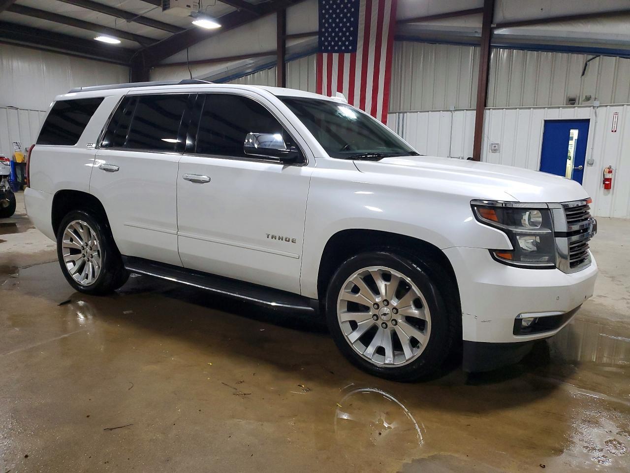 2016 CHEVROLET Tahoe