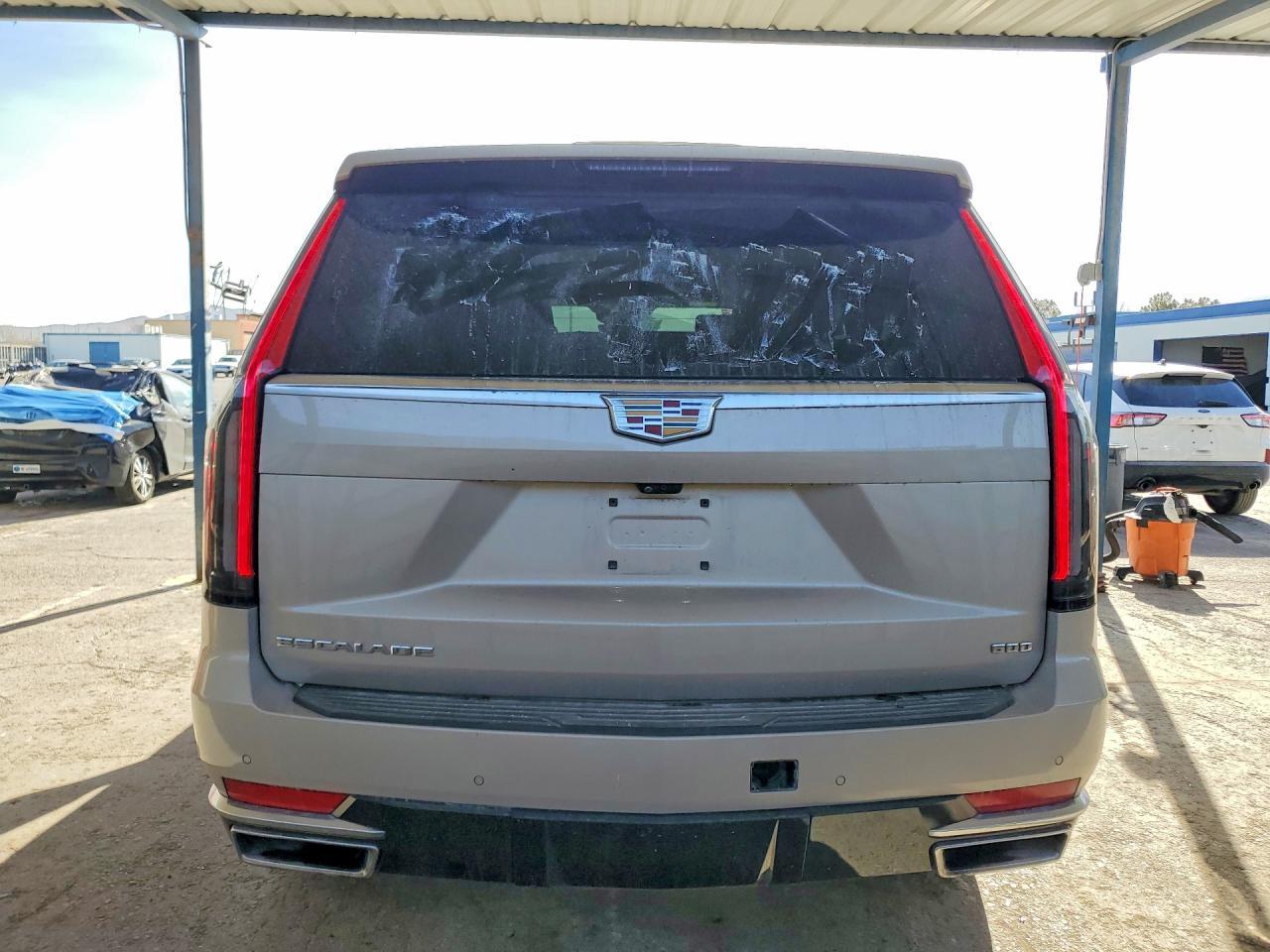 2021 CADILLAC ESCALADE