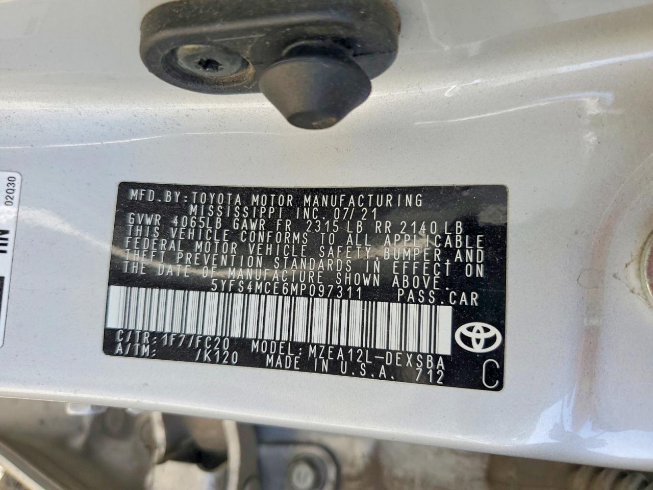 2021 TOYOTA COROLLA