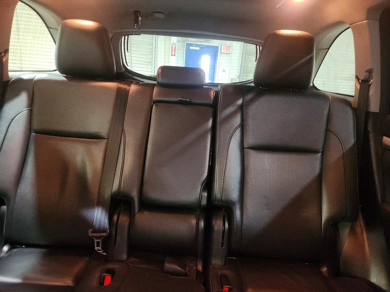 2017 TOYOTA HIGHLANDER