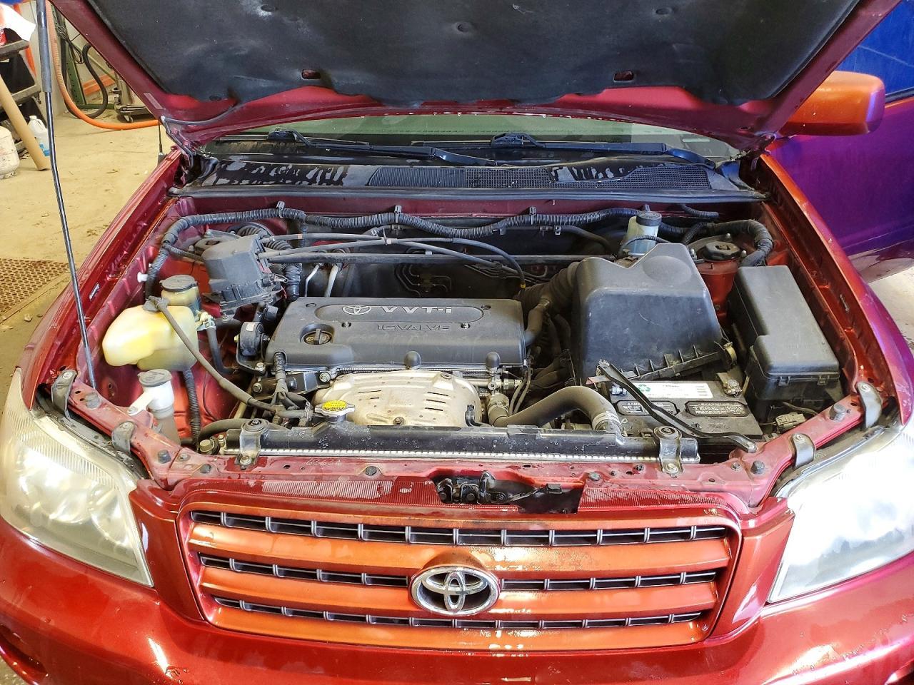 2003 TOYOTA HIGHLANDER