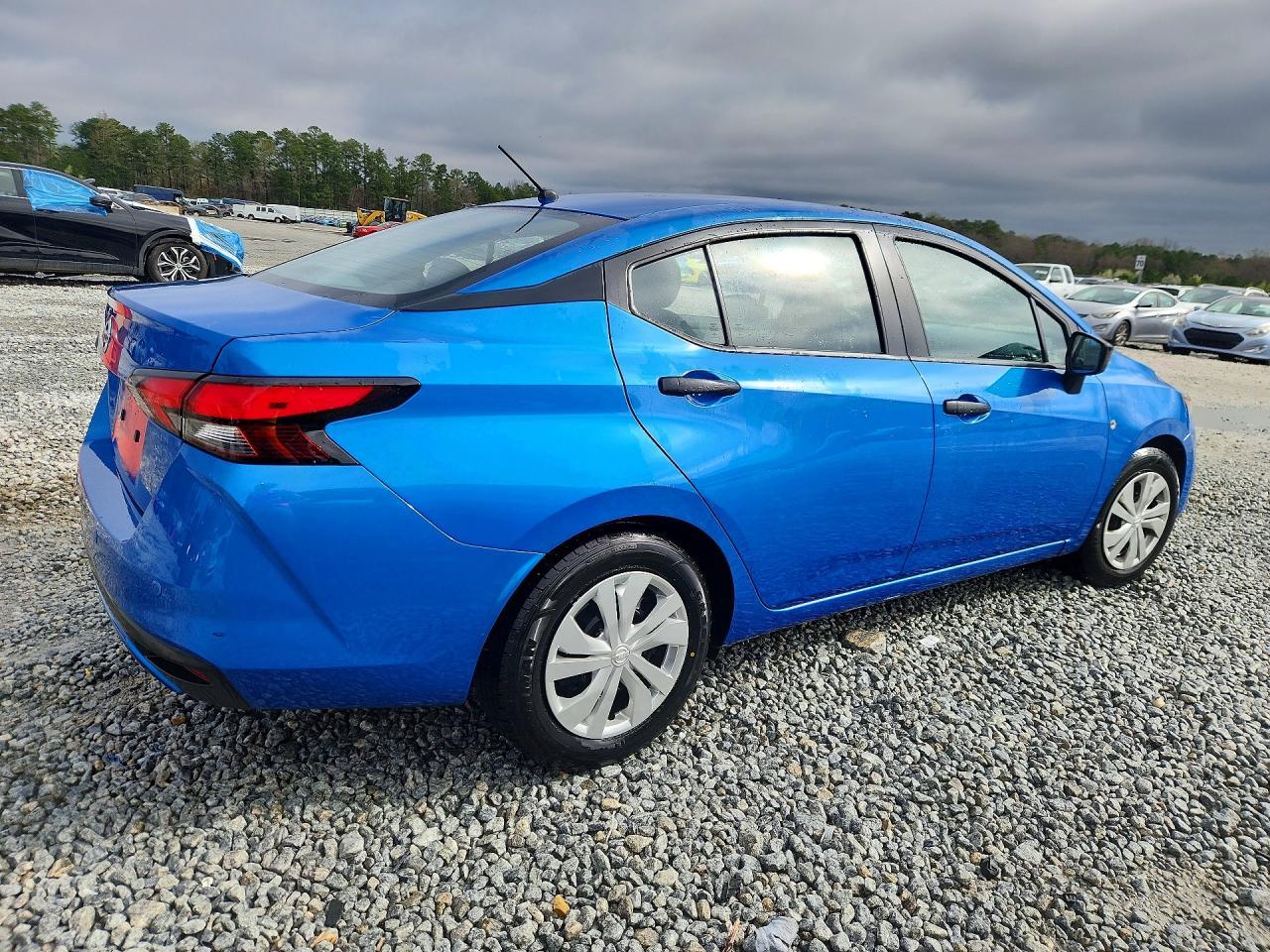 2020 NISSAN VERSA