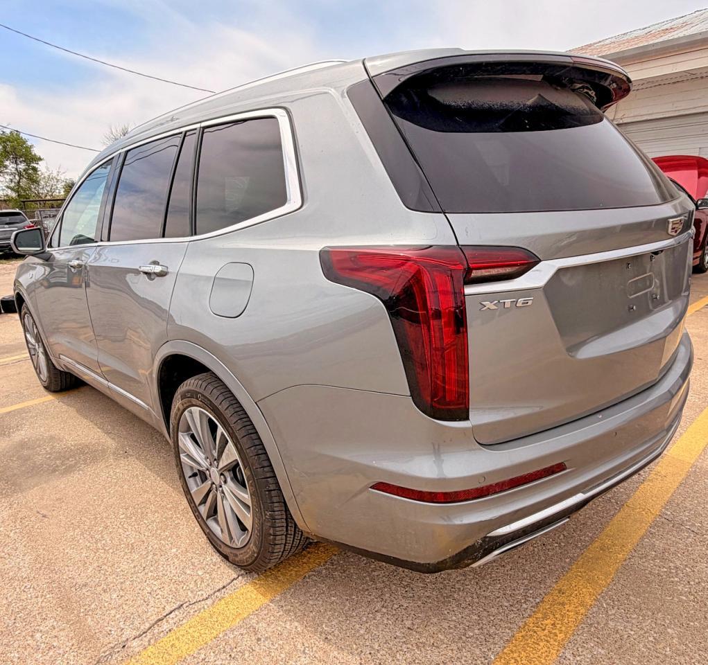 2023 CADILLAC XT6