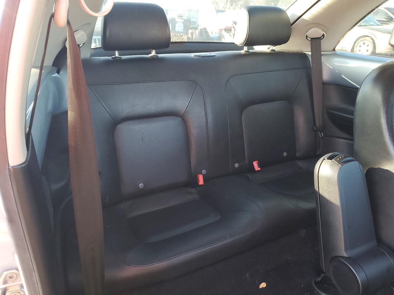 2010 VOLKSWAGEN Beetle